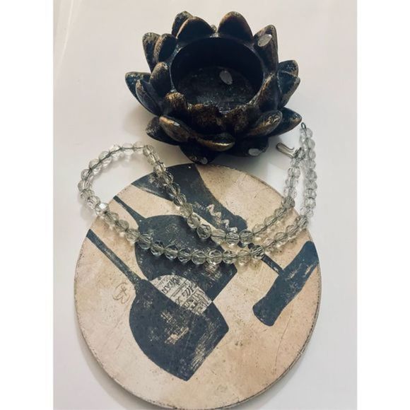 PRETTY CLEAR BEAD CHOKER NECKLACE - Picture 5 of 7